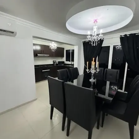 Сasa de vacaciones Ctg Fiesta Playa Private Heated Jacuzzis
